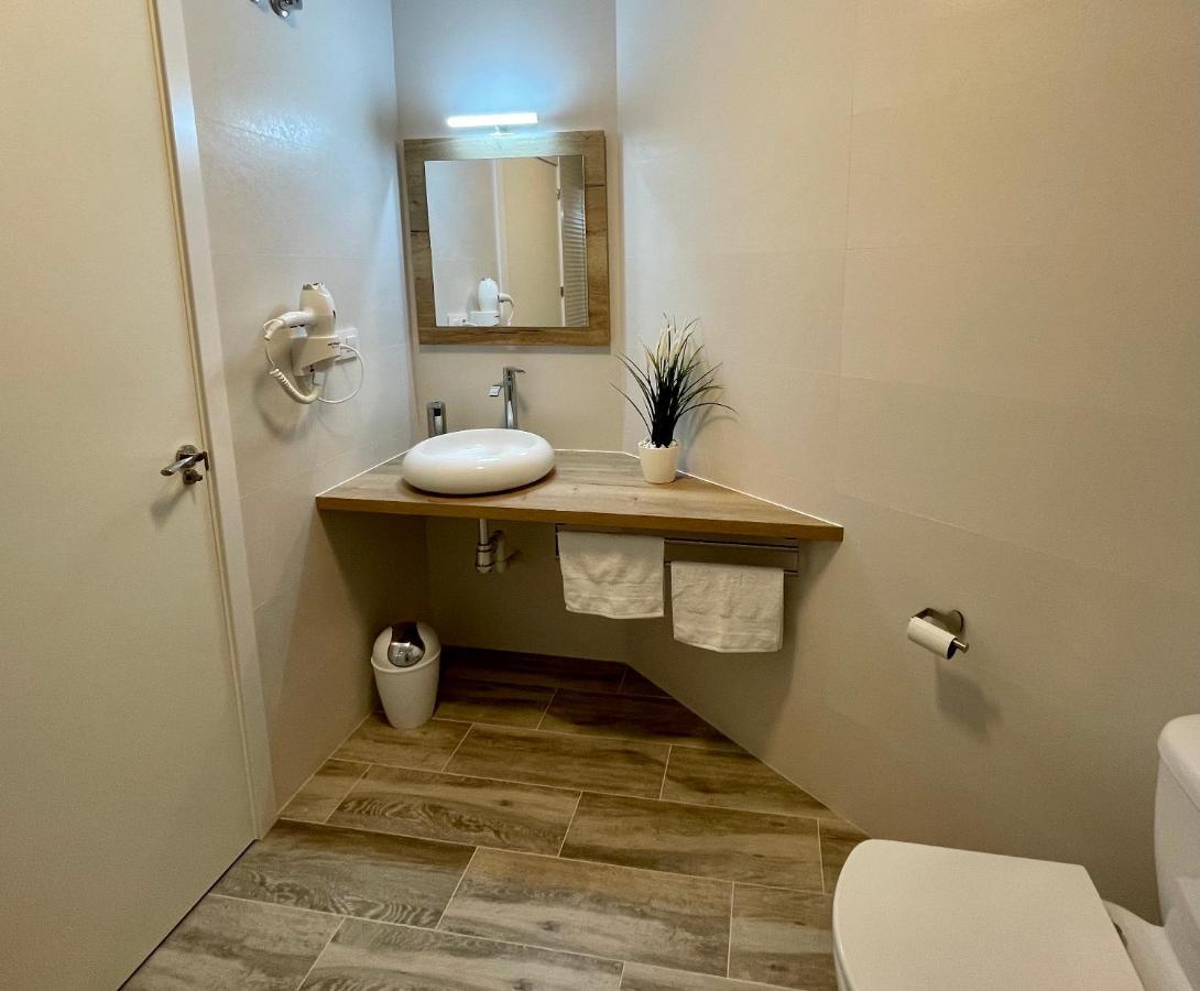 Apartamento Eucalipto Сотильо-де-ла-Адрада Экстерьер фото